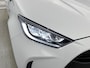 Toyota Yaris 1.5 Hybrid Dynamic Limited | Stoelverwarming | Camera | Apple Carplay / Android Auto | SL 88