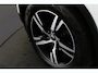 Volvo XC40 1.5 T3 R-Design > Trekhaak/H&K/Zwart dak/Winterpakket pro...