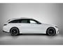 Mercedes-Benz E-klasse Estate 300 e AMG Plug-In Hybride | AMG Line | Night Pakket | Panorama Schuif-Kanteldak | MBUX Superscreen | 20 Inch AMG Velgen | Trekhaak \ Memory Pakket Voorstoelen. Inclusief 24 maanden MB Certified garantie voor Europa.