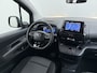 Toyota PROACE CITY Verso Electric AUT. 7persoons !Active Long Navi Camera Trekhaak Klapraam-in-klep PDC-a+v LM Dual-ECC 2-Schuifdeuren Cruise ESP Bordherkenning ABS Connect Visio Park 1 Smartphone-Oplader Dakrails Priv.Glas  50 kWh 3 fase 11kw lader ! Orig. NLse auto 1e eigenaar € 54.000 nieuw