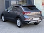 Volkswagen T-Roc 1.5 TSI Life DSG,NAV/CAM,AFN.TREKHAAK,STOELVERWARMING