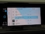 Volkswagen Multivan 1.4 eHybrid 218 Pk Automaat L2H1 Style 7 Persoons | Panorama dak | Trekhaak | Stoelverwarming | Camera | CarPlay | Navigatie | 17 Inch | 19.071 Km !!