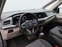 Volkswagen Multivan 1.4 eHybrid 218 Pk Automaat L2H1 Style 7 Persoons | Panorama dak | Trekhaak | Stoelverwarming | Camera | CarPlay | Navigatie | 17 Inch | 19.071 Km !!