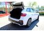 BMW X1 SDrive18i M Sport Aut. Leder|CarPlay|1e Eig|Sportstoelen|LMV|Cam
