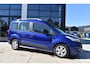 Ford Tourneo Connect Compact 1.6 Titanium Aangepast met handgas/rem enz.