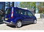 Ford Tourneo Connect Compact 1.6 Titanium Aangepast met handgas/rem enz.