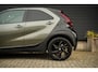 Toyota Aygo X 1.0 VVT-i S-CVT Premium | CarPlay | Clima | Navi | DAB | Two-Tone | All season banden |