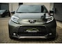 Toyota Aygo X 1.0 VVT-i S-CVT Premium | CarPlay | Clima | Navi | DAB | Two-Tone | All season banden |