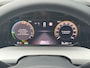Volkswagen Golf Private lease €560 P/M 1.5 204pk eHybrid Life Edition O.B.V 60 maanden en 10.000 p/m Achteruitrijcamera | Stoelverwarming