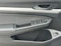 Volkswagen Golf Private lease €560 P/M 1.5 204pk eHybrid Life Edition O.B.V 60 maanden en 10.000 p/m Achteruitrijcamera | Stoelverwarming