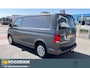 Volkswagen Transporter Transporter T6.1 150 pk DSG LMV Bumpers in kleur