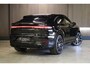 Porsche Cayenne Coupé 3.0 E-Hybrid|Black Edition|Sport seats|Passenger screen|Bose|Pano|2026|22"|Stoel verwarming+ventilatie|Zwart