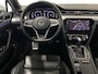Volkswagen Passat Variant 2.0 TSI Elegance Business R Panodak Camera Trekhaak Dynaudio Navigatie