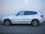 BMW X3 xDrive20i High Executive 184 Pk Automaat M-Pakket / Navi / DAB / Apple Carplay / Trekhaak afneembaar / 19 inch / Pano-dak