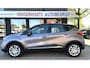Renault Captur 1.2 TCe Dynamique * Automaat * 120 Pk * Navigatie * Trekhaak * Climate & Cruise Control * Vingerhoets; Vierde Generatie Eersteklas Service. Al meer dan 100 jaar een begrip in de Brabantse Kempen.