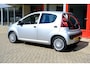 Peugeot 107 1.0 Access Accent 5-drs *42.418km!* Airco
