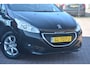 Peugeot 208 1.2 VTi Allure Nette 208 met oa panoramadak pdc trekhaak stoelverwarming pdc navigatie cruise control riem vv bij 54000km onderhoudshistorie aanwezig