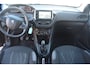 Peugeot 208 1.2 VTi Allure Nette 208 met oa panoramadak pdc trekhaak stoelverwarming pdc navigatie cruise control riem vv bij 54000km onderhoudshistorie aanwezig