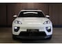 Porsche Macan Pano|100kWh|360 camera|Stoel verw.|Stoel Airco|Memory|20"|Elek. stuur|Adaptieve cruise control|Vol. Fabrieksgarantie