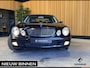 Mercedes-Benz E-klasse 240 Elegance Automaat. Youngtimer. BTW auto met slechts 104000 km !!