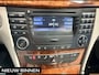 Mercedes-Benz E-klasse 240 Elegance Automaat. Youngtimer. BTW auto met slechts 104000 km !!