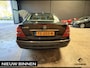 Mercedes-Benz E-klasse 240 Elegance Automaat. Youngtimer. BTW auto met slechts 104000 km !!