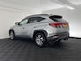 Hyundai Tucson 1.6 T-GDI HEV Comfort Smart (INCL-BTW) *FULL-LED | ADAPTIVE-CRUISE | HEATED-COMFORTSEATS | KEYLESS | CAMERA | DIGI-COCKPIT | PRIVACY-GLASS | SHIFTPADDLES | ECC | PDC | 17''ALU*