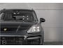 Porsche Cayenne 3.0 E-Hybrid Platinum Edition Pano Sport Chrono & Design 18W Stoel 21"