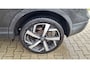 Nissan Qashqai 1.2 Tekna + | 1e-EIG. | Panoramadak | 19"LMV | Stoel verwarming | Voorruit Verwarming | Navi | Cam |