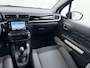 Citroën C3 1.2 Navi Apple Carplay Android MirrorLink PDC Connect LMv Ecc Cruise Elektr.Spiegels+Verwarmd SpoorAssist Regensensor Feel Tel. Apps Usb Isofix Elek.Ramen/Spiegels Lane Assist S&S Tech Feel Distributie bij 89.194 km vervangen! Slechts 40 euro per maand wegenbelasting 4 Seizoens-banden Orig. Nederlandse auto EURO6 1e Eigenaar (lease)