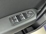 Renault Captur 1.0 TCe Intens 90PK | Navigatie | Achteruitrijcamera | Half-Lederen Bekleding | Climate Control | Apple CarPlay & Android Auto
