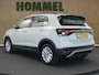 Volkswagen T-Cross 1.0 TSI Life ORIGINEEL NEDERLANDSE AUTO - AFKOMSTIG VAN 1E EIGENAAR - PARKEERSENSOREN VOOR/ ACHTER - NAVIGATIE - ADAPTIEVE CRUISE CONTROL - AIRCO - ARMSTEUN VOOR - 4 SEIZOENENBANDEN - DAKRAILS - DAB AUDIO