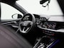 Audi A3 Sportback 45 TFSI e S edition Competition l Adaptive cruise control l Glazen panoramadak l Climate control l Achteruitrijcamera l Dodehoekdetectie l Navigatie l Stylingpakket carbon l Stoelverwarming l Alarm klasse III l Optiekpakket zwart plus