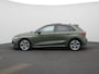 Audi A3 Sportback 45 TFSI e S edition Competition l Adaptive cruise control l Glazen panoramadak l Climate control l Achteruitrijcamera l Dodehoekdetectie l Navigatie l Stylingpakket carbon l Stoelverwarming l Alarm klasse III l Optiekpakket zwart plus