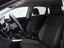 Volkswagen Polo 1.0 TSi Life | Stoelverwarming | Parkeersensoren | Naviagtie | Adaptive Cruise | Climatronic | Carplay | 17 Inch | 76.545 Km !!