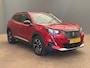 Peugeot 2008 1.2 PureTech Allure Pack Stoelverwarming | Carplay | Keyless | 17" Lichtmetaal | Carplay | Digitaal Dashboard | LED | Stof/Leder| Achteruitrijcamera | Airco (automatisch) | Apple Carplay/Android Auto|telefoonintegratie premium