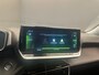 Peugeot 2008 1.2 PureTech Allure Pack Stoelverwarming | Carplay | Keyless | 17" Lichtmetaal | Carplay | Digitaal Dashboard | LED | Stof/Leder| Achteruitrijcamera | Airco (automatisch) | Apple Carplay/Android Auto|telefoonintegratie premium