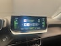 Peugeot 2008 1.2 PureTech Allure Pack Stoelverwarming | Carplay | Keyless | 17" Lichtmetaal | Carplay | Digitaal Dashboard | LED | Stof/Leder| Achteruitrijcamera | Airco (automatisch) | Apple Carplay/Android Auto|telefoonintegratie premium