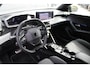 Peugeot e-2008 EV GT 54 kWh | Fase 3 laden | Navigatie | Camera | Apple carplay | Adaptieve cruise control | Automaat |