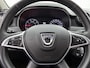 Dacia Duster 1.3 Prestige 150pk | Navigatie | Camera | Leder | Stoelverwarming | 17"LMV | Cruise Control | Apple Carplay/Android Auto |