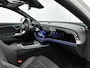 Mercedes-Benz E-klasse Estate 300 e AMG Plug-In Hybride AMG | Night Pakket | Panorama Schuif-Kanteldak | MBUX Superscreen | Trekhaak | Stuur en Stoelverwarming. Inclusief 24 maanden Mercedes-Benz Certified garantie voor Europa.