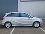 Mercedes-Benz B-klasse 200 Ambition Climatronic, Pdc , Trekhaak, Navigatie , cruise controll