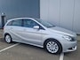 Mercedes-Benz B-klasse 200 Ambition Climatronic, Pdc , Trekhaak, Navigatie , cruise controll