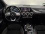 Mercedes-Benz B-klasse 180 Business Solution AMG Panoramadak, Camera, Navi, Stoelverwarming, Keyless start, Elektrische achterklep, A start stop