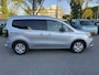 Renault Kangoo Rolstoelauto L1 Automaat - Bodemverlaging - Rolstoelvervoer - 2025