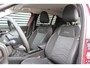 Jeep Avenger Altitude 100pk | SUMMERDEAL | All-Seasonbanden I Adaptive Cruise Control I Trekhaak I Apple Carplay/Android Auto | 18 inch lichtmetalen velgen