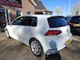 Volkswagen Golf 1.5 TSI Highline automaat. 100 % onderhouden en in nieuw staat! O,a, carplay, navi, pdc, luxe bekleding, etc.!