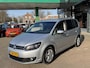 Volkswagen Touran 1.4 TSI Comfortline 7p. AUTOMAAT| ACHTERUIT RIJ CAMERA  MULTIMEDIA| AIRCO/ECC| CRUISECONTROL| LED/ BI-XENON| ZELF DIMMENDE BINNENSPIEGEL| PARKEERSENSOREN | STOEL VERWARMING |