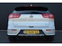 Kia Niro Hybrid 1.6 GDi ExecutiveLine Bi-Xenon | Zwart Leder | Carplay | Schuifdak | JBL | Keyless | Stoelverw. + Ventilatie