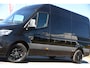 Mercedes-Benz Sprinter 319 1.9 CDI L2H2 RWD Black Edition Full Options! 360 Camera, Cruise, Memory, LED, 3500kg Trekhaak, Leder, Carplay, 190pk, Voorruit verwarming, Uniek!